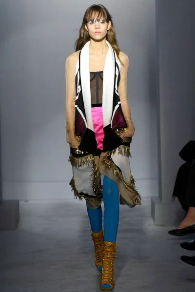 Look 30